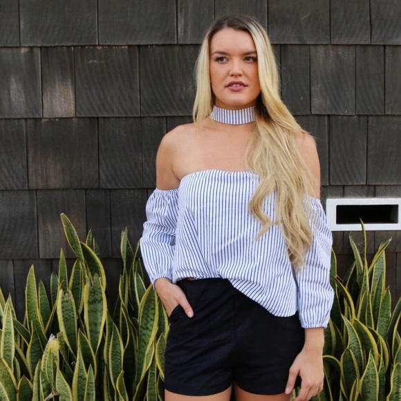 white striped choker top - Picture 5 of 5